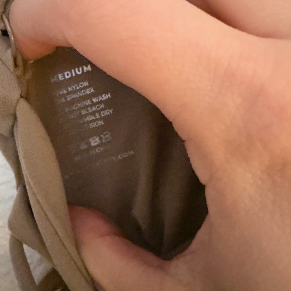 BuffBunny Taupe Cross-Front Sports Bra & High-Waist Leggings Set - Picture 5 of 5